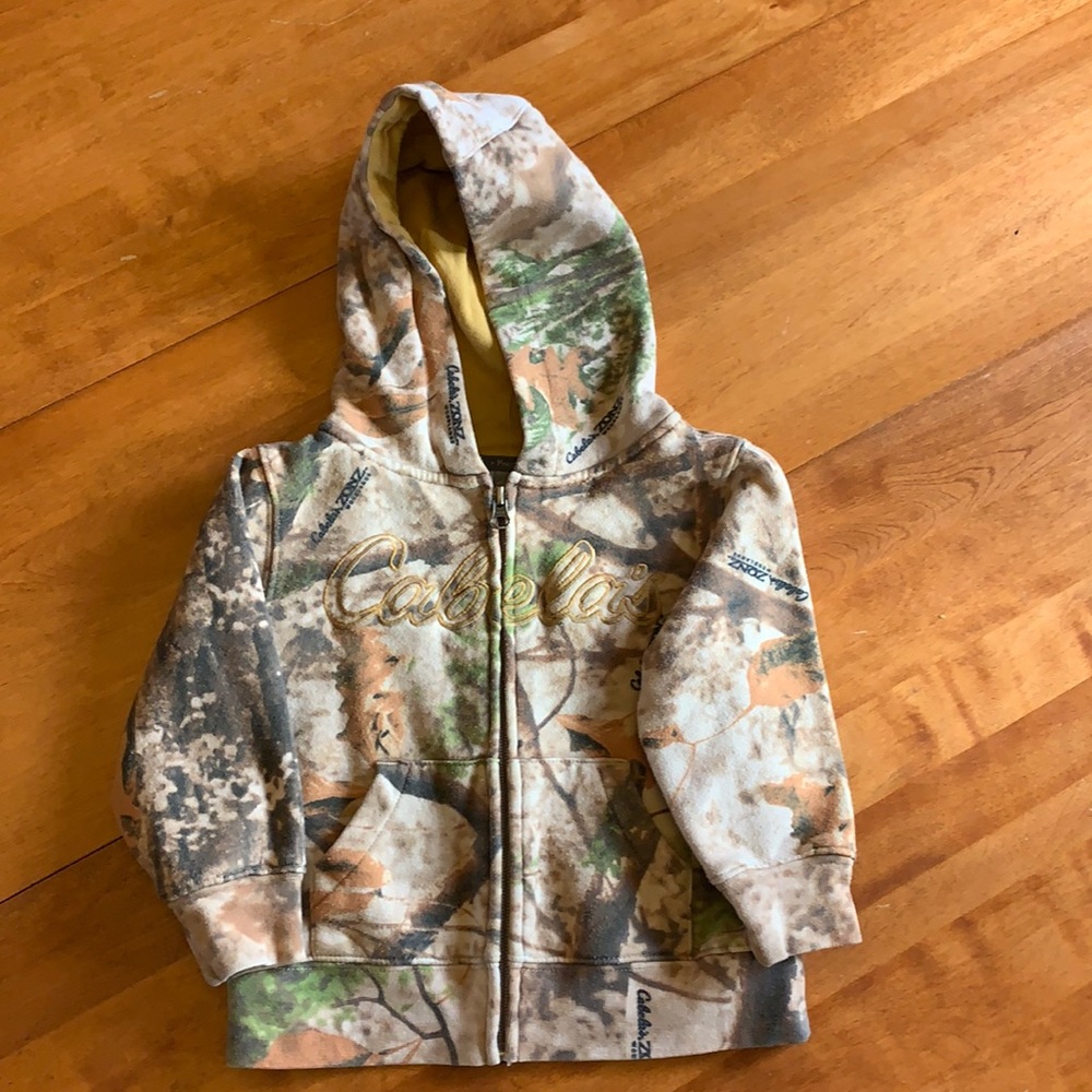 Cabela’s Zip-up Hoodie